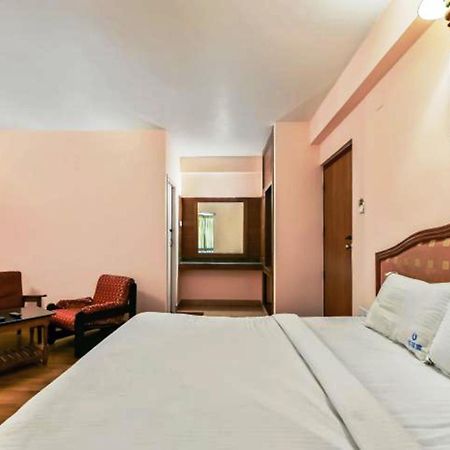 אוטי Hotel Blue Bird מראה חיצוני תמונה