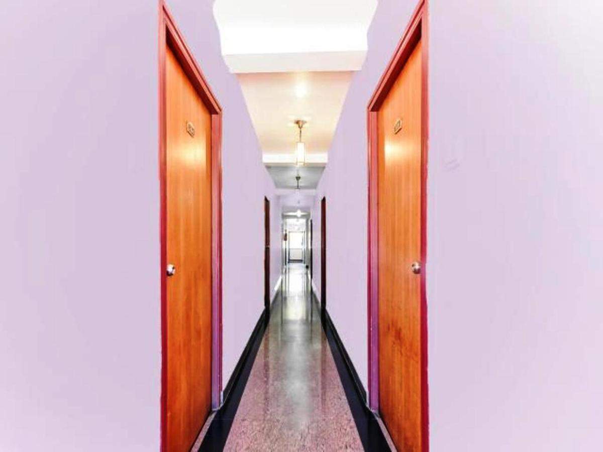 אוטי Hotel Blue Bird מראה חיצוני תמונה